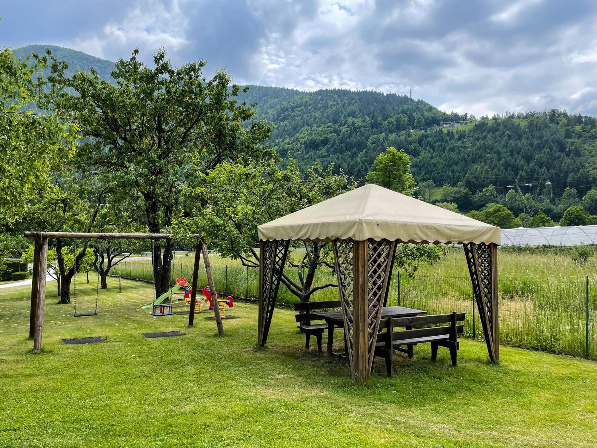 Residence Zecchini Tiarno di Sotto Dış mekan fotoğraf