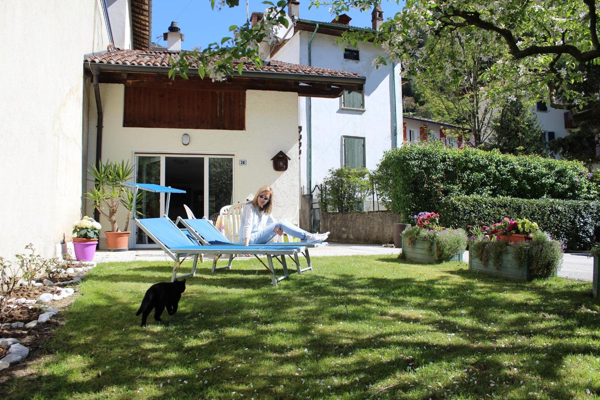 Residence Zecchini Tiarno di Sotto Oda fotoğraf
